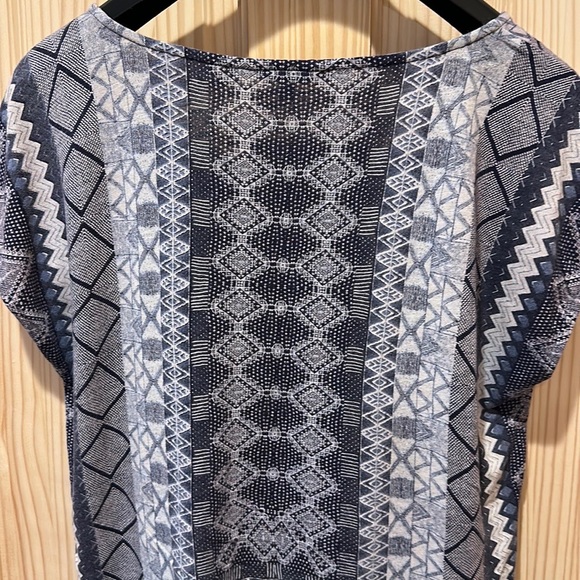 Lucky Brand Top - Picture 5 of 7